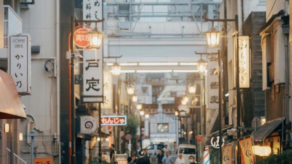 2025 Italy Instagram AllCategory Advertising Rate Card Malawi Guide