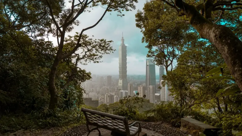 Nkhani ya momwe olemba ndi ma creator ku Malawi angalumikizane ndi ma brand ku Ireland pa Twitter kuti akope kuwunikiridwa kwa mawonekedwe atsopano a masewera, ndi njira zenizeni, zitsanzo, ndi mapulani.