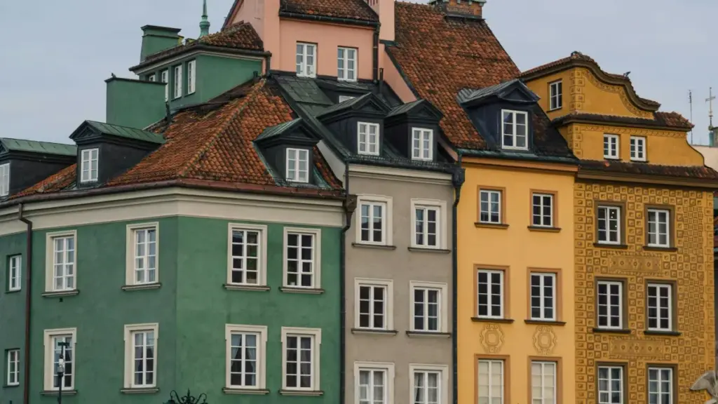 Njira ya m'moyo yeniyeni yofikira Croatia brands pa Roposo, kupanga content ya m’madera osiyanasiyana, ndi kupewa DM yopanda phindu.