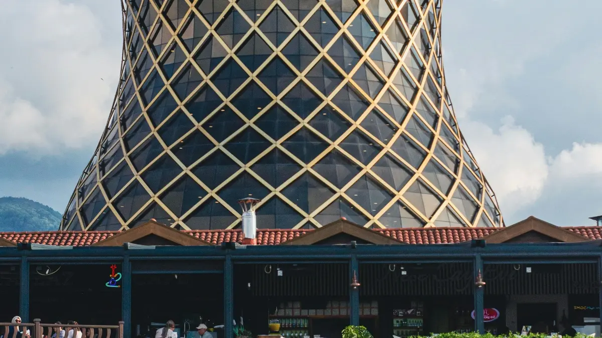 Mmene mungapezere Qatar Takatak creators pa UGC
